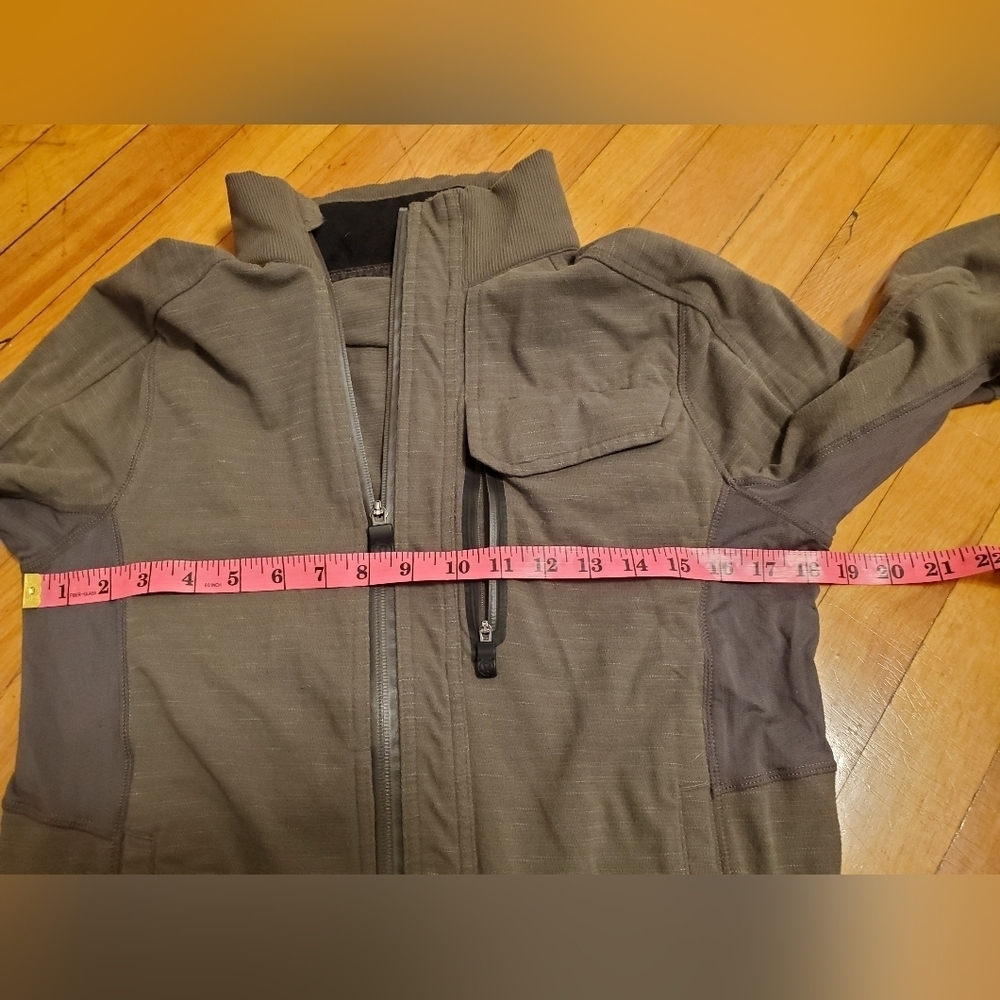 Vintage Lululemon Luon Vent Tech Full Zip Jacket Pocket. Green, grey. Y2k. - Picture 8 of 10